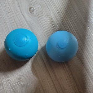 2 BLUE NEEDOH